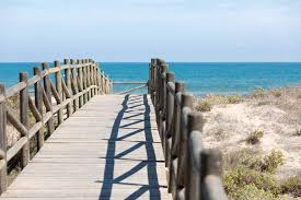 Playa de l'Ahuir: tu paraíso para desconectar
